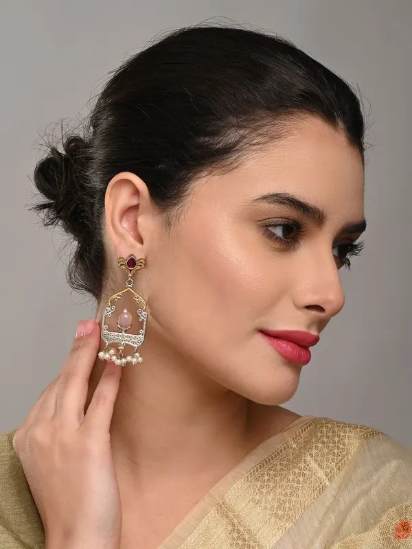 Elegant_Dual-Tone_Jharokha_Drop_Earrings