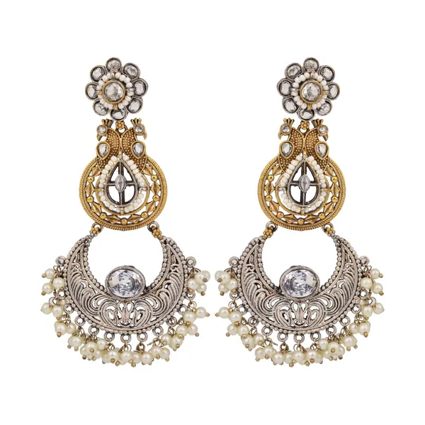 Dual-Tone_Chandelier_Earrings_with_Filigree_Elegance