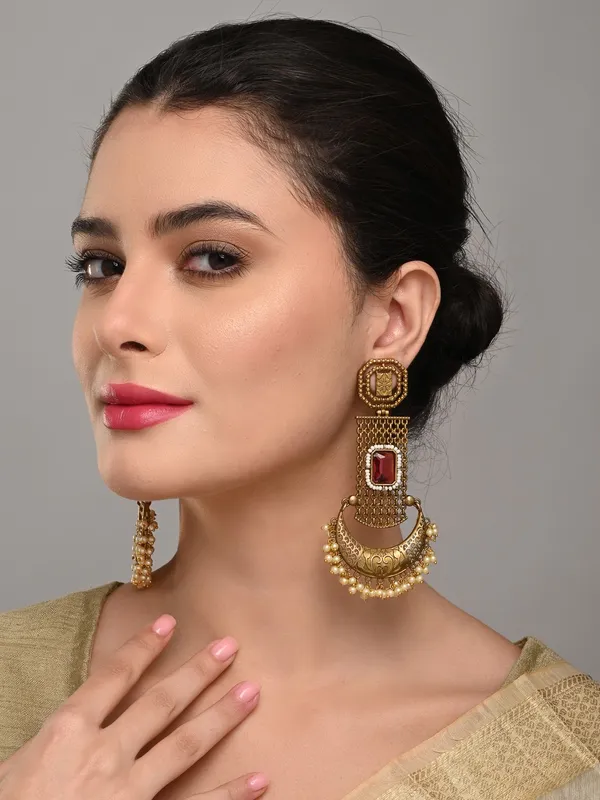 Antique_Finish_Brass_Pink_Stone_Chandbali_Earrings