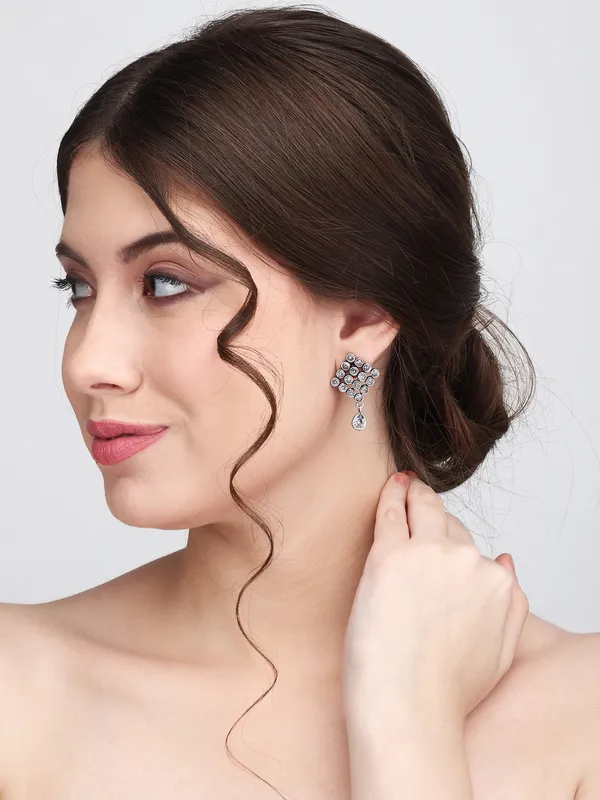Crystal_Lattice_Silver_Drop_Earrings