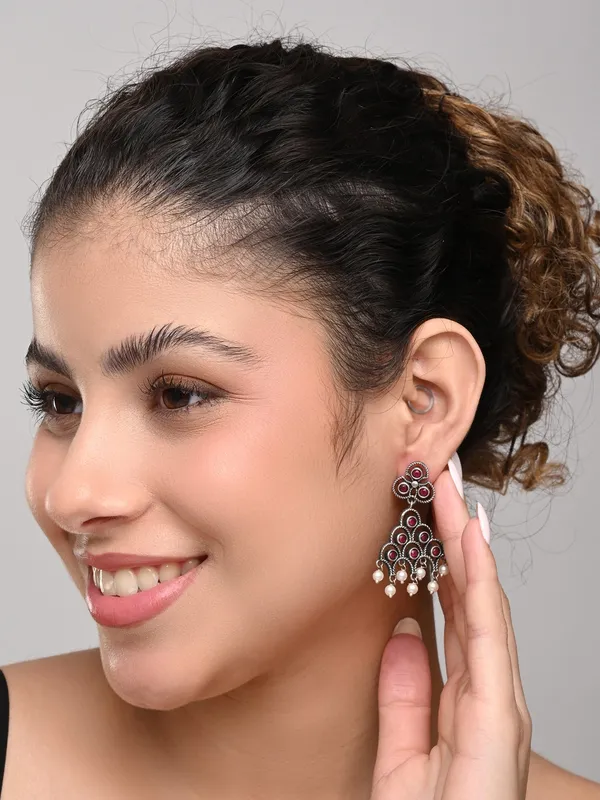 Silver_Oxydised_finish_Chandelier_drop_earring