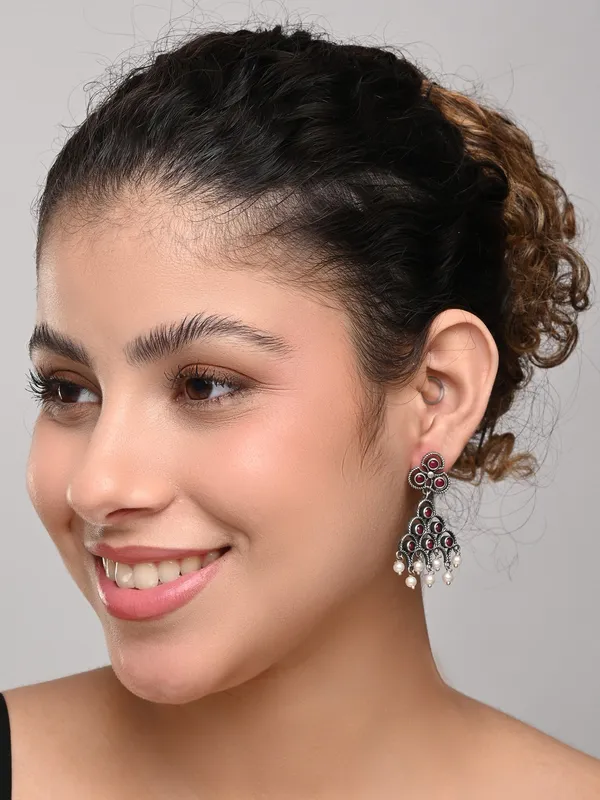 Silver_Oxydised_Finish_Chandelier_Drop_Earring