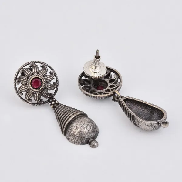 Oxidized_Sun_Motif_Ruby_Drop_Earrings