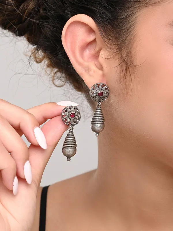 Oxidized_Sun_Motif_Ruby_Drop_Earrings