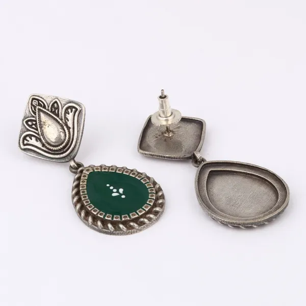 Hand_painted_pear_shaped_drop_earring