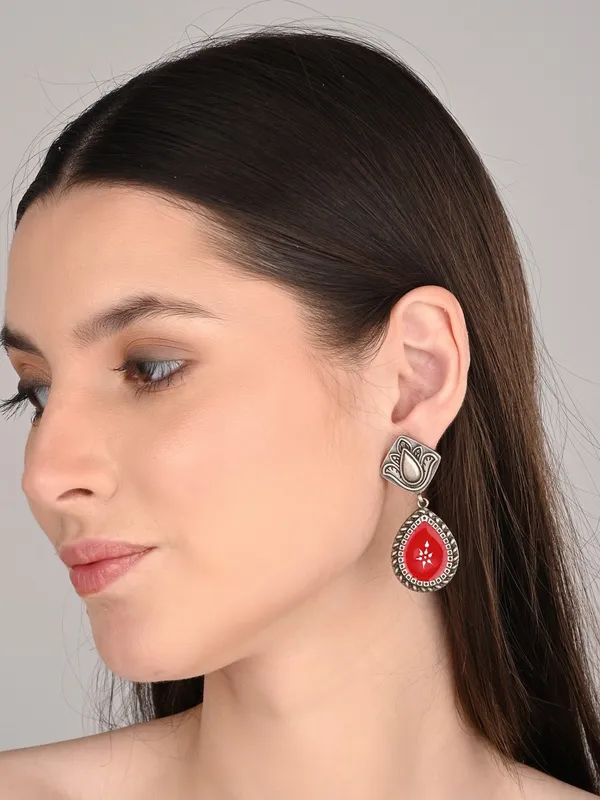Hand_Painted_Pear_Shaped_Drop_Earring