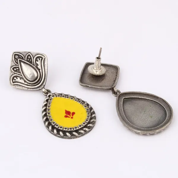 Hand_painted_pear_shaped_drop_earring