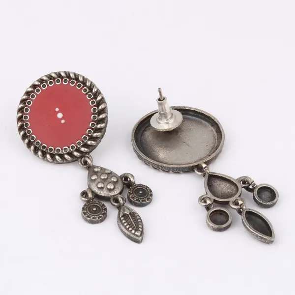 Hand-Painted_Geometric_Drop_Earrings