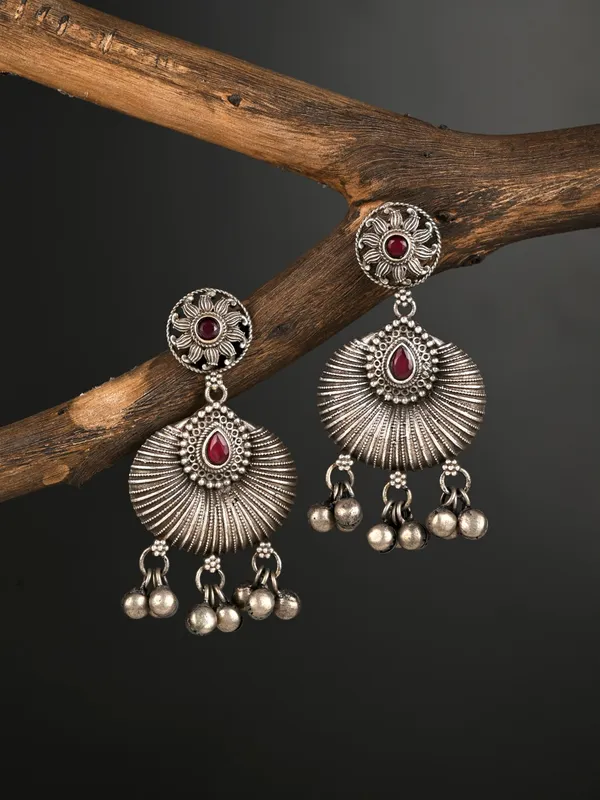 Silver_Oxydised_finish_Carved_drop_Earring