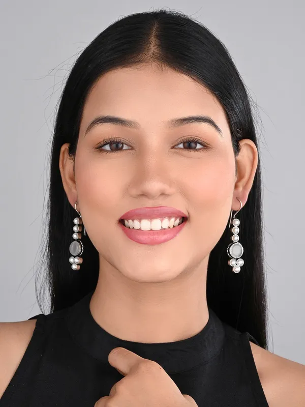 Pearl_&_Stone_drop_earring