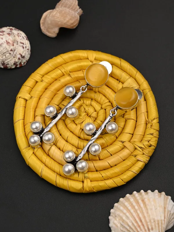 Stone_&_pearl_drop_earring