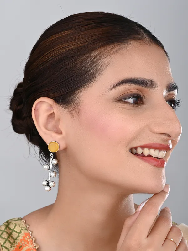 Stone_&_pearl_drop_earring