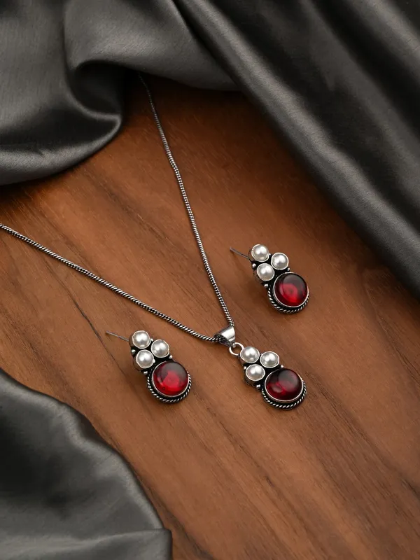 Silver_Oxidised_finish_Pearl_&_Stone__pendant_Set_Blue