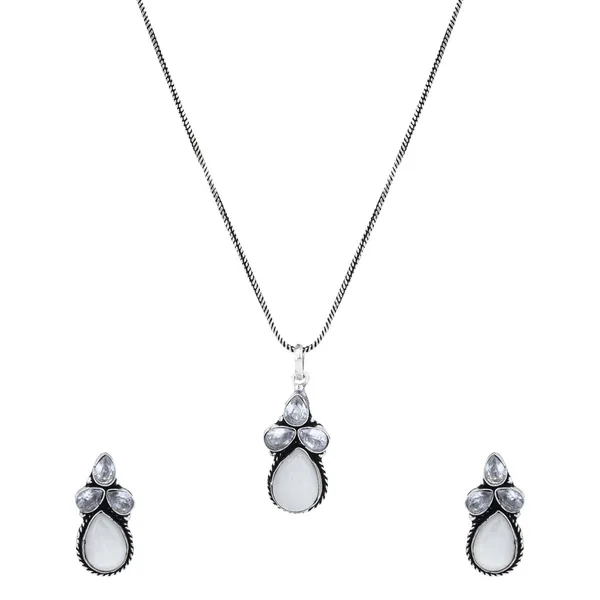Silver_Oxydised_Delicate_AD_stone_Pendant_Set
