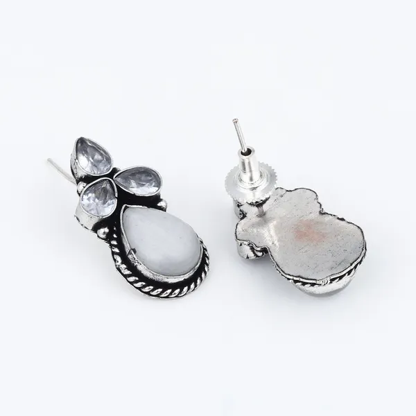 Silver_Oxydised_Delicate_Ad_Stone_Pendant_Set