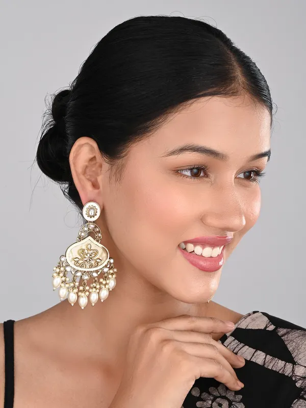 Royal_Mother_of_pearl_Chandbali