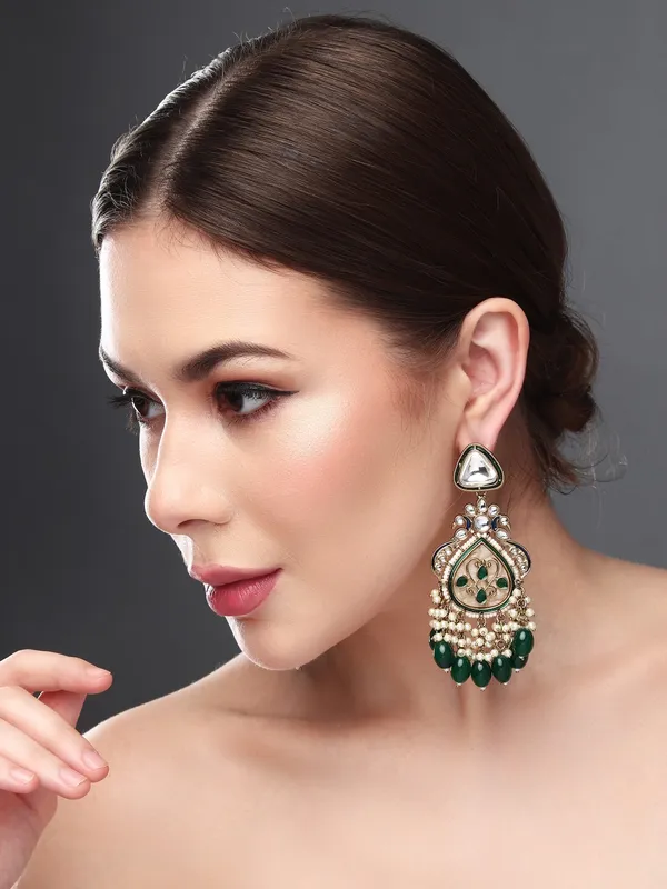 Kundan_Embellished_Pearl_Fringe_Earrings