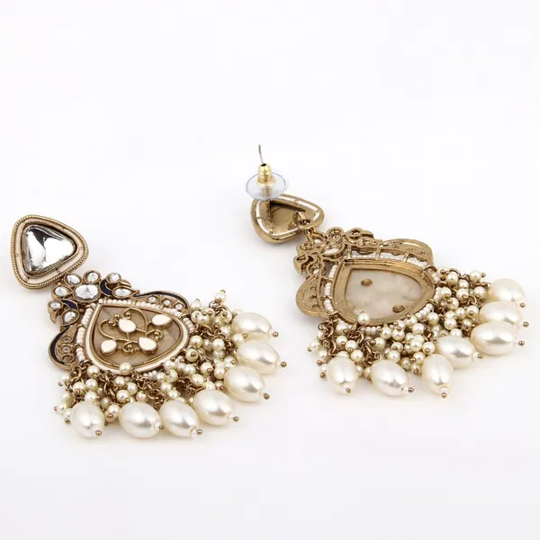 Kundan_Embellished_Pearl_Fringe_Earrings