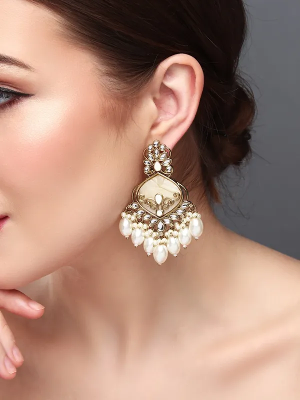 Antique_Finish_Pearl_Fringe_Statement_Earrings
