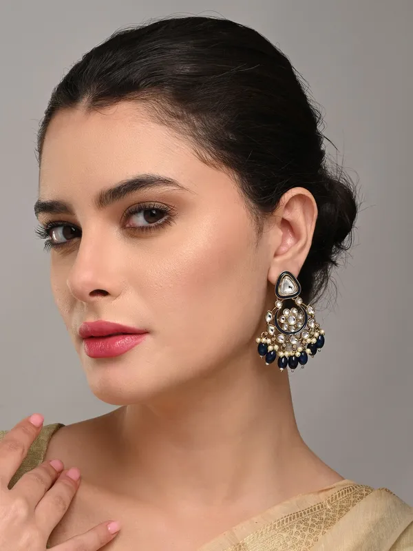 Kundan_Hoop_Pearl_Fringe_Earrings