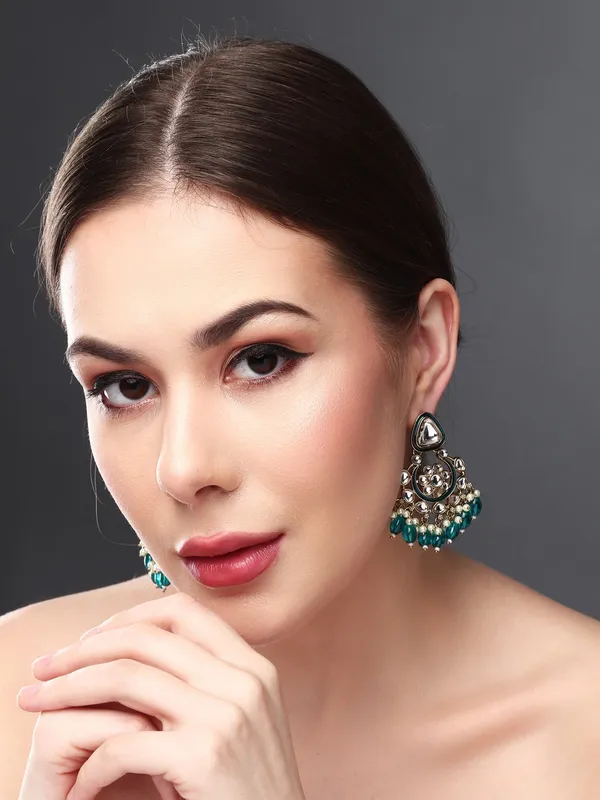 Kundan_Hoop_Pearl_Fringe_Earrings