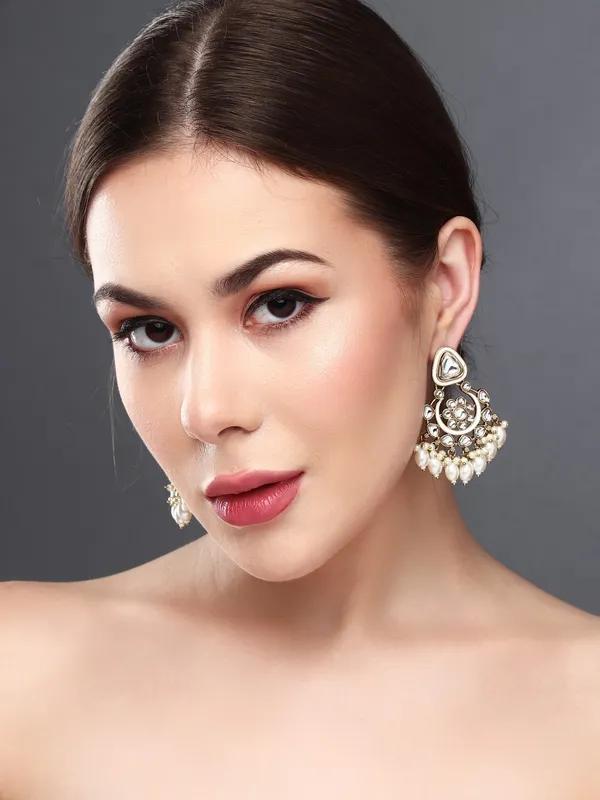 Kundan_Hoop_Pearl_Fringe_Earrings