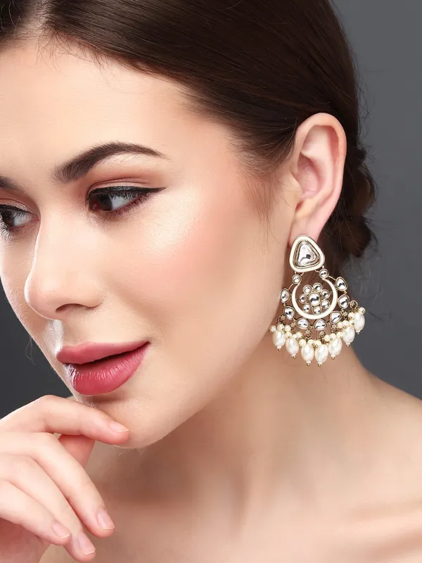 Kundan_Hoop_Pearl_Fringe_Earrings