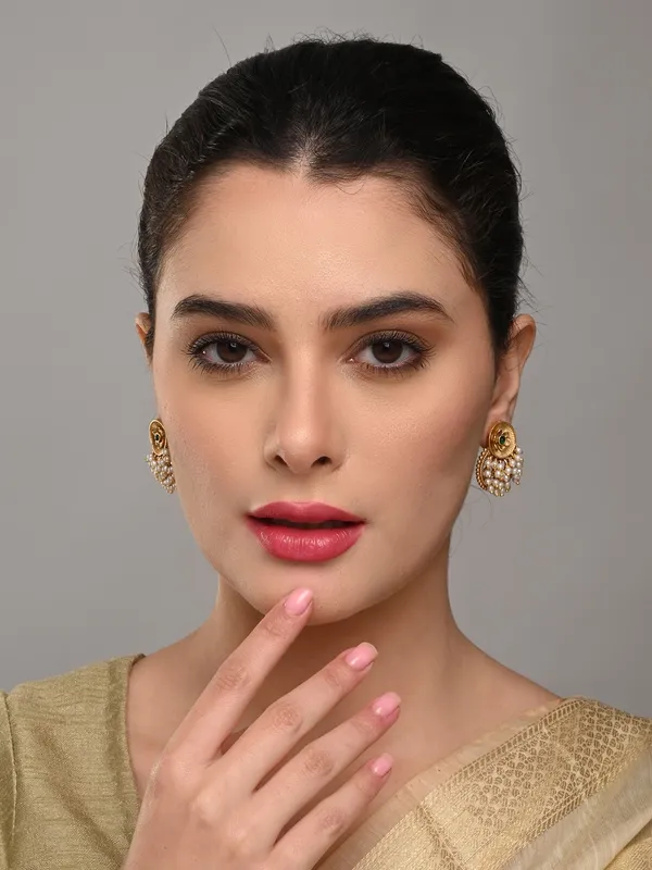 Antique_Finish_Brass_Pearl_Cluster_Stud_Earrings