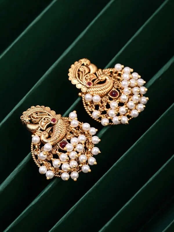 Peacock_Pearl_Stud_Earrings