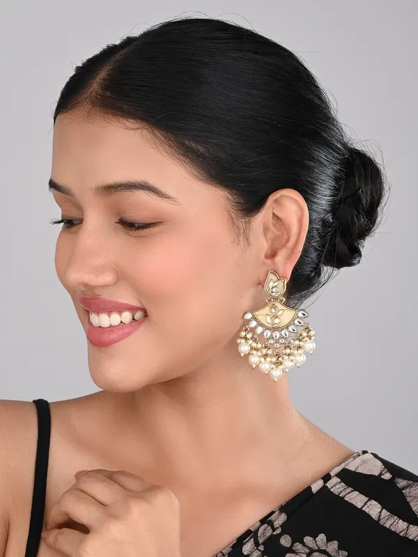 Contempoary_Mop_Chandbali