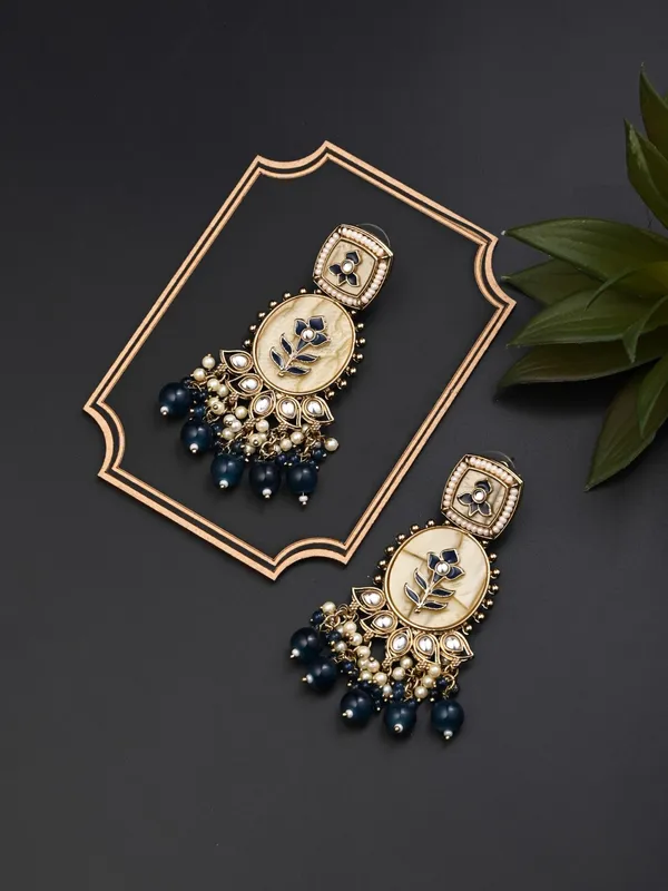 Contemporary_kundan,_MOP_&_Meenakari_Drop_Earring
