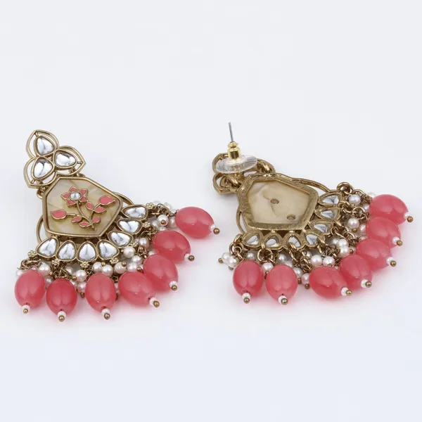 Contemporary_kundan,_MOP_&_Meenakari_chandbali_Earring