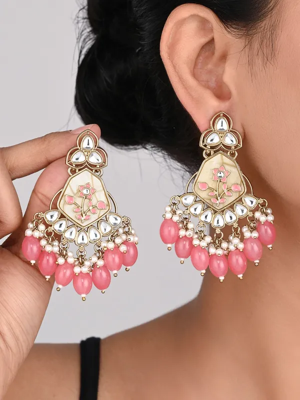 Contemporary_kundan,_MOP_&_Meenakari_chandbali_Earring