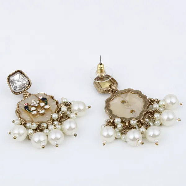 Contemporary_kundan,_MOP_&_Meenakari_Drop_Earring