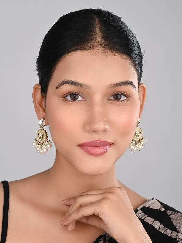Contemporary_Kundan,_Mop_&_Meenakari_Drop_Earring