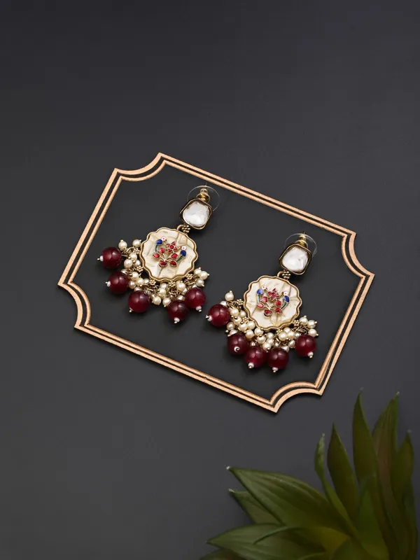 Contemporary_kundan,_MOP_&_Meenakari_Drop_Earring