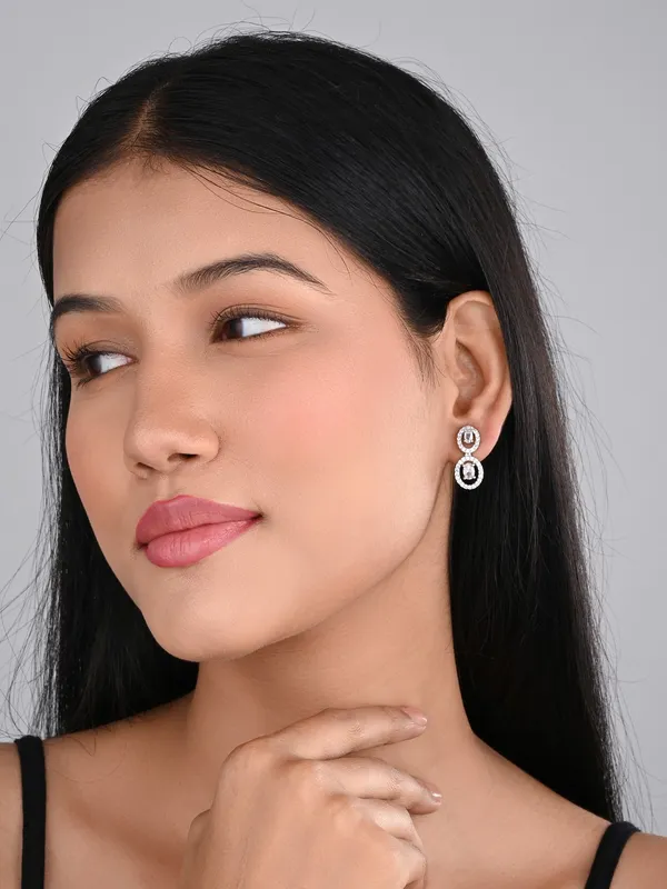 Rhodium_Plated_Oval_Drop_Earring_Silver