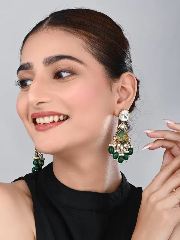 Gold_Plated_Two_Tone_Pear_Shaped_Stone_Drop_Earring