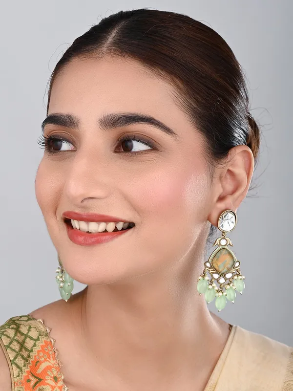 Gold_plated_two_tone_Pear_shaped_stone_drop_earring