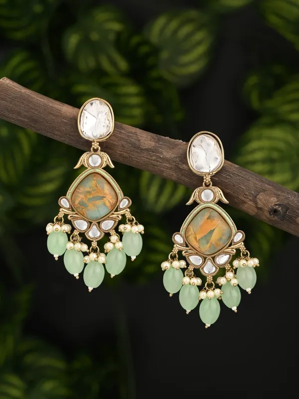 Gold_plated_two_tone_Pear_shaped_stone_drop_earring