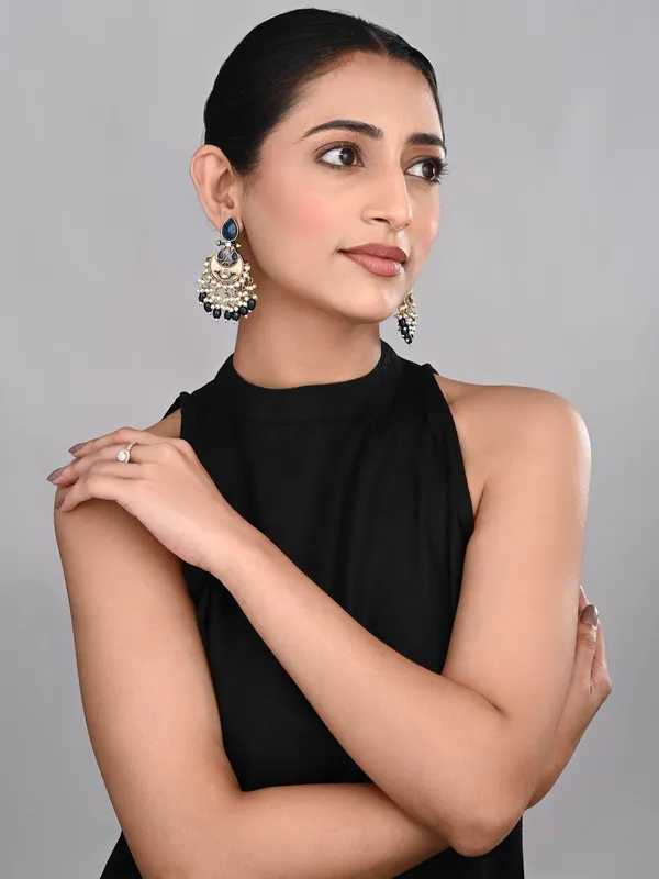 Moon_Pearl_Chandbali_Earrings