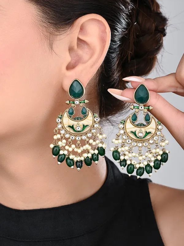 Moon_Pearl_Chandbali_Earrings