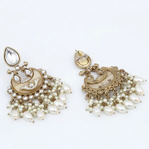 Moon_Pearl_Chandbali_Earrings