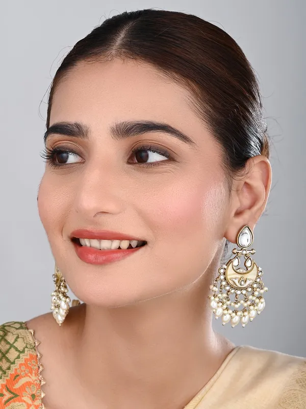 Moon_Pearl_Chandbali_Earrings