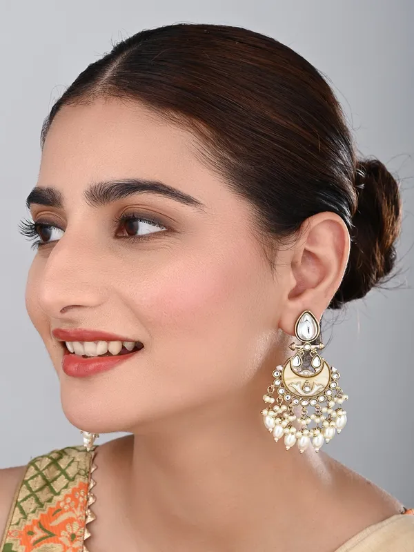 Moon_Pearl_Chandbali_Earrings