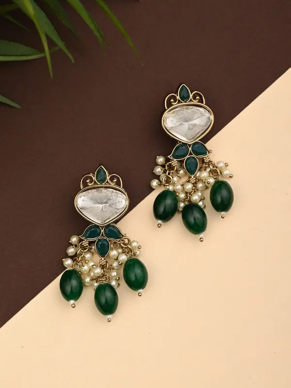 Gold_plated_Kundan_&_Pearl_drop_Earrings