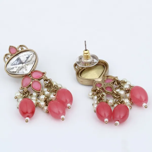 Gold_plated_Kundan_&_Pearl_drop_Earrings