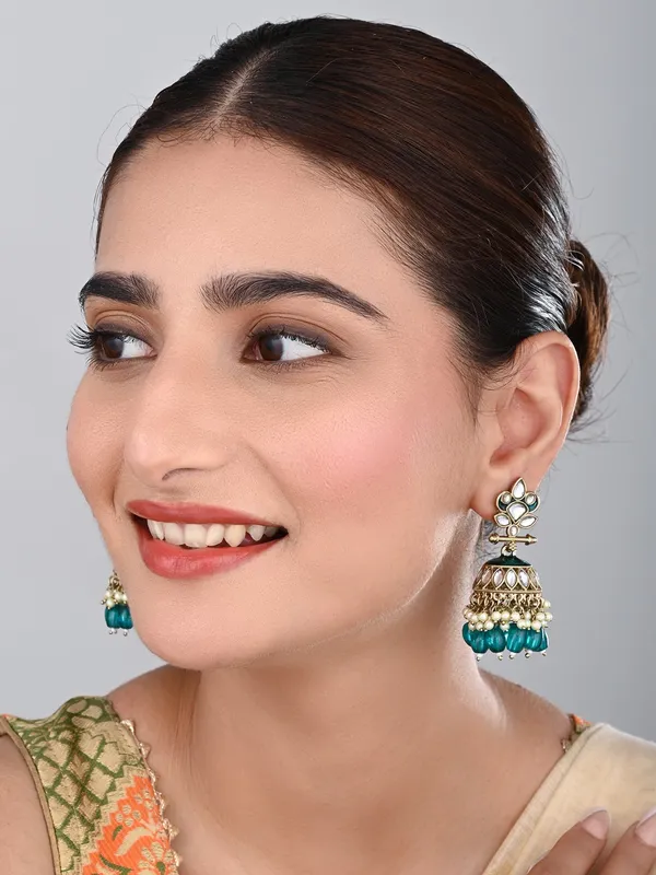Gold_Plated_Kundan_&_Meenakari_Jhumka_Earrings
