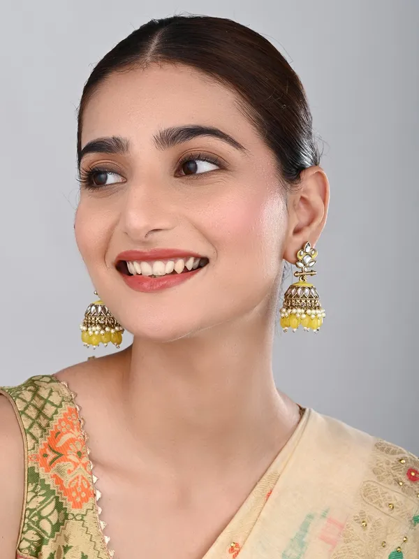 Gold_plated_Kundan_&_Meenakari_Jhumka_Earrings
