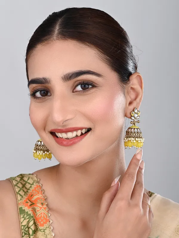 Gold_Plated_Kundan_&_Meenakari_Jhumka_Earrings